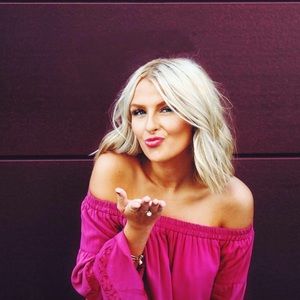 ROSE OFF THE SHOULDER TOP